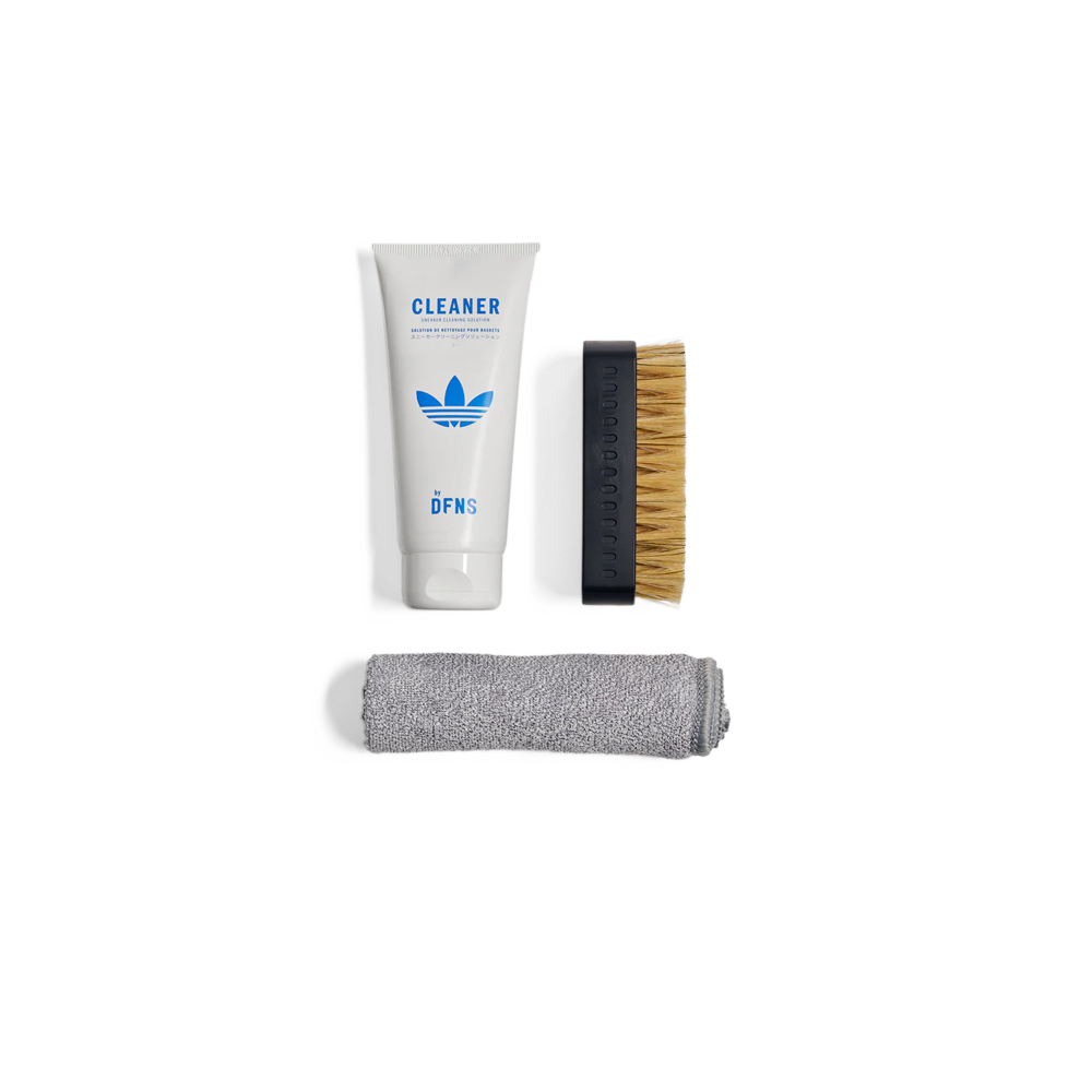 Adidas Originals x by DFNS Cleaning kit