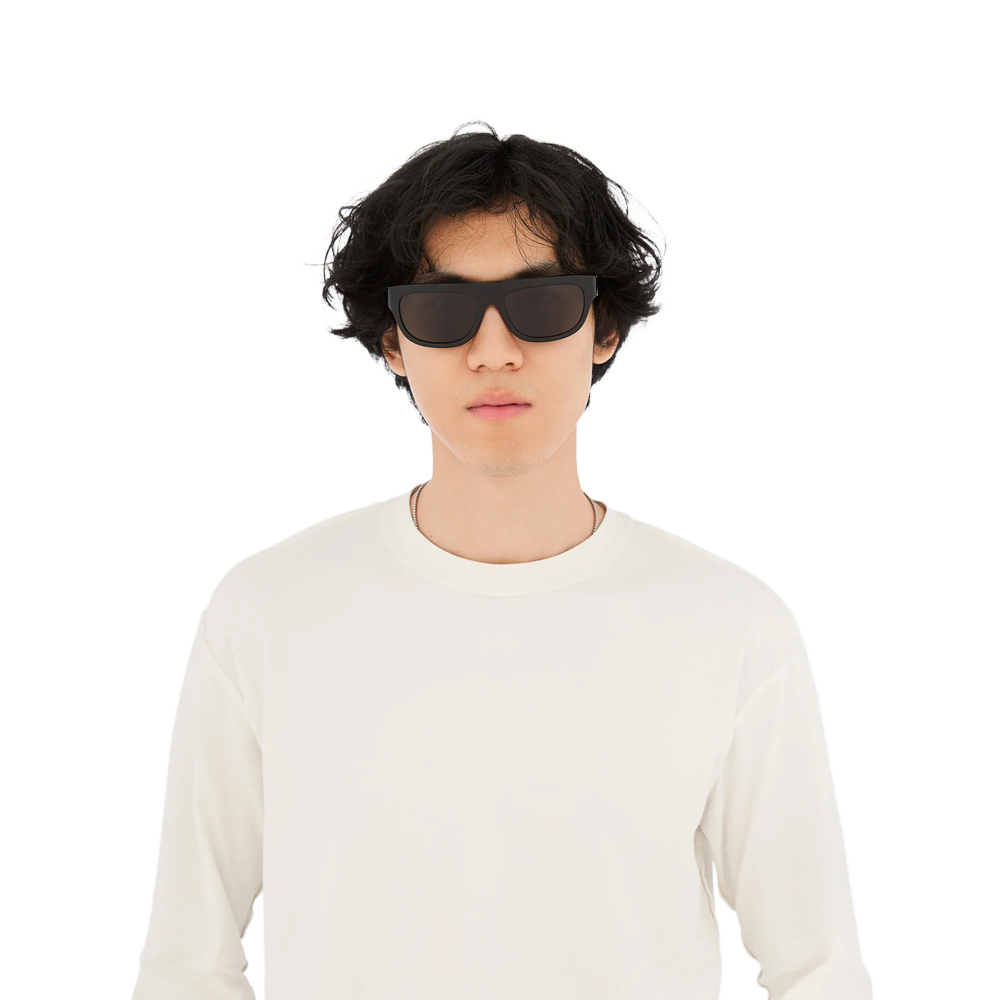 Retro Super Future Serioso - Black